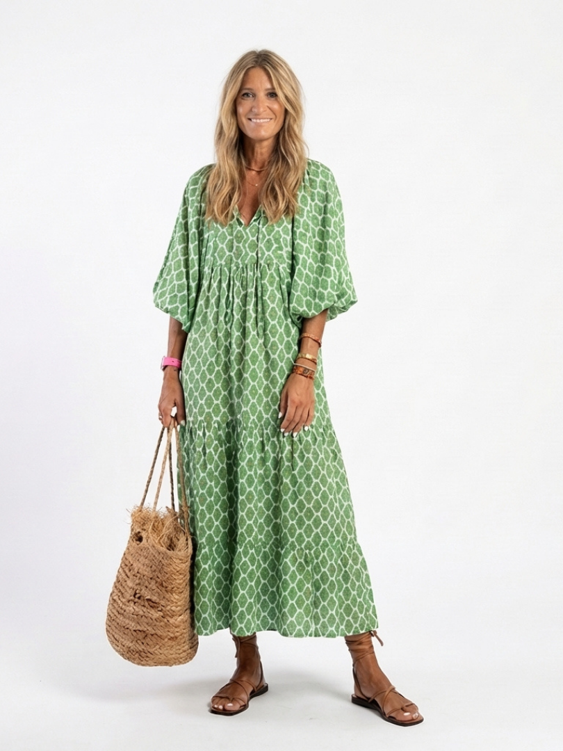 Brindley London | Three Quarter Sleeve V Neck Patterned Midi Dress